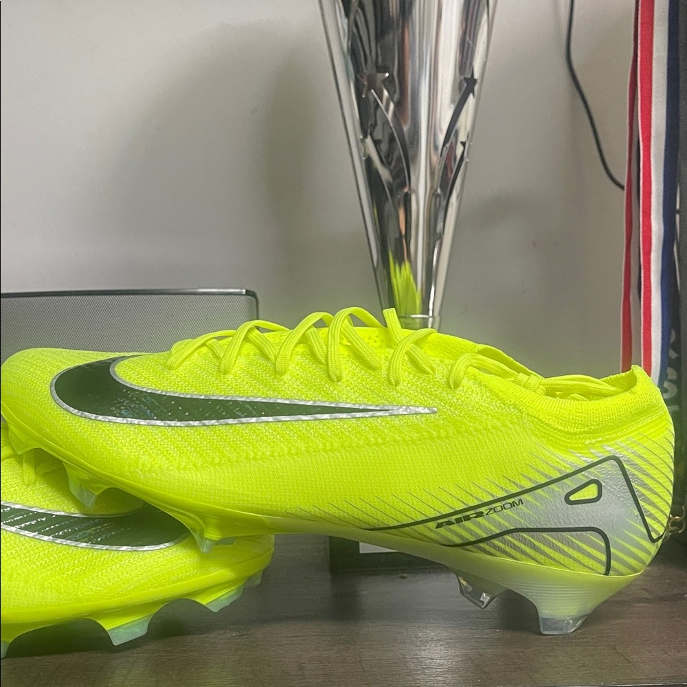 NIKE MERCURIAL VAPOR 16 ELITE FIRM GROUND CLEATS
